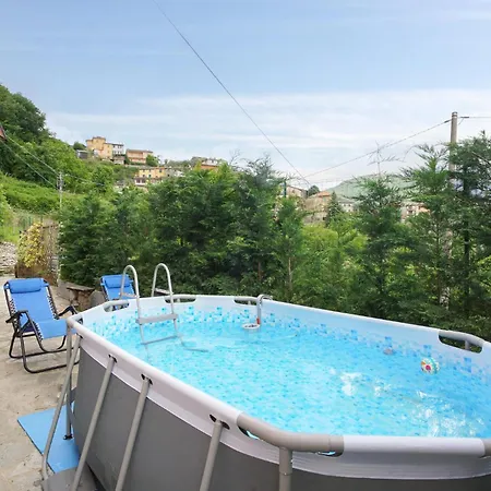 2 Bedroom Lovely In Tribogna *