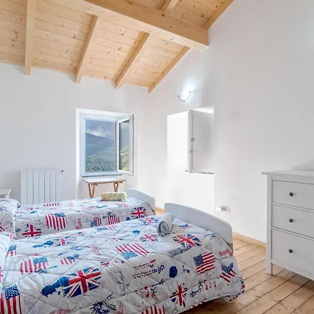 2 Bedroom Lovely In Tribogna *