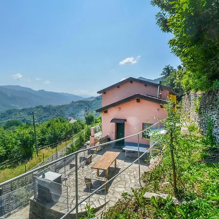 2 Bedroom Lovely In Tribogna * Ferrada di Moconesi