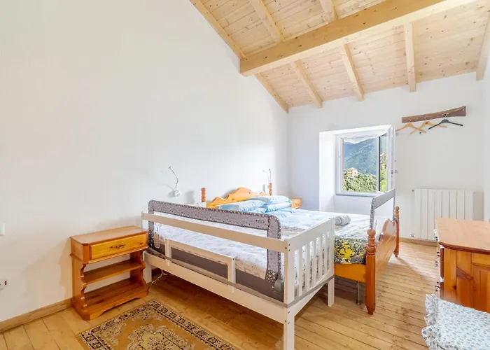 Prázdninový dům 2 Bedroom Lovely In Tribogna Ferrada di Moconesi