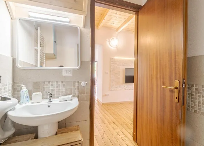 2 Bedroom Lovely In Tribogna Prázdninový dům *
