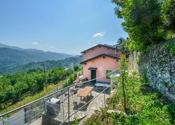 2 Bedroom Lovely In Tribogna * Ferrada di Moconesi